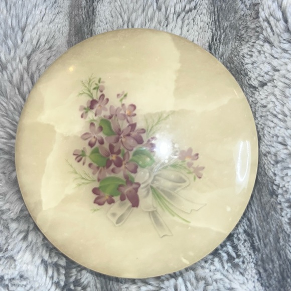 Vintage Italy Alabaster Trinket Box - Picture 2 of 12